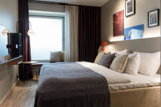 Urheberrecht: Mads Armgaard
Vermundsgade 40 A
+45 40603443
mads@gab.dk
Scandic Kødbyen, room